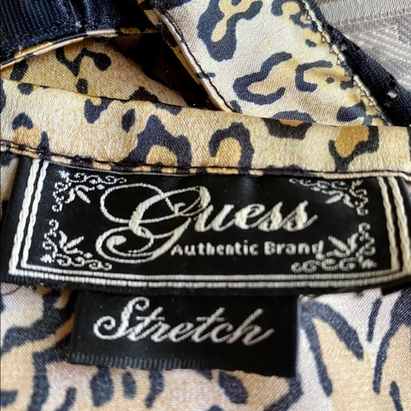 Beautiful tank top from Guess. - Picture 3 of 5